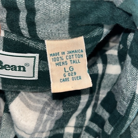 L.L. Bean Men’s Signature Textured Flannel Shirt, Size L - Picture 7 of 7